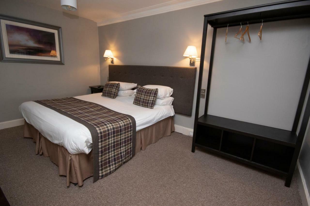 The Georgian Hotel Coatbridge Extérieur photo