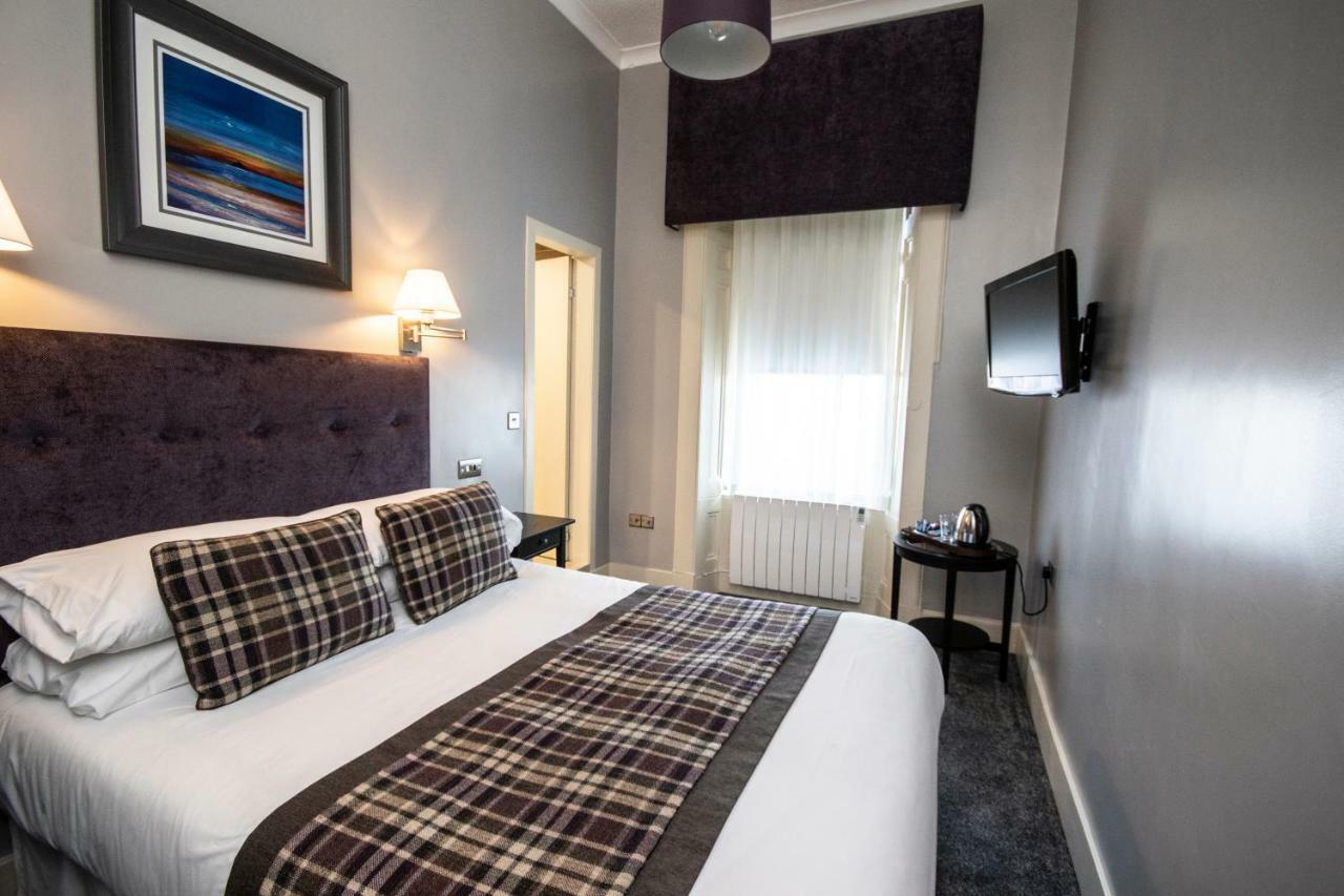 The Georgian Hotel Coatbridge Extérieur photo