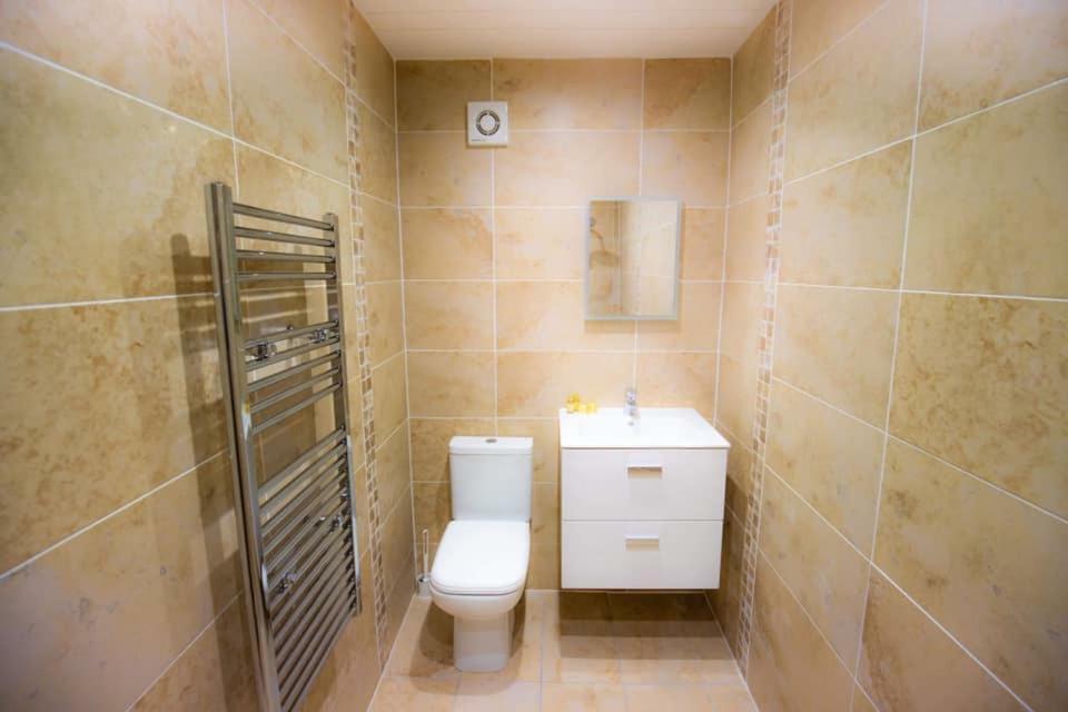The Georgian Hotel Coatbridge Extérieur photo